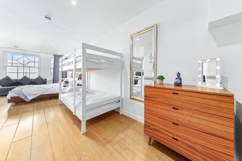 Spacious And Delightful Sleep 5 Piccadilly Vrc Londres Exterior foto