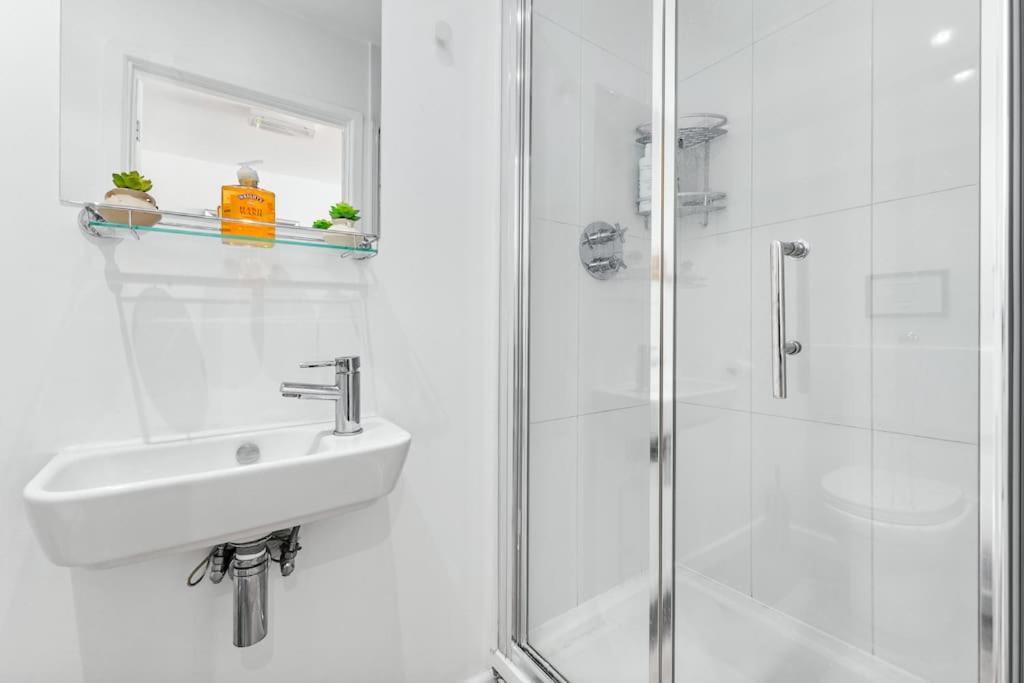 Spacious And Delightful Sleep 5 Piccadilly Vrc Londres Exterior foto